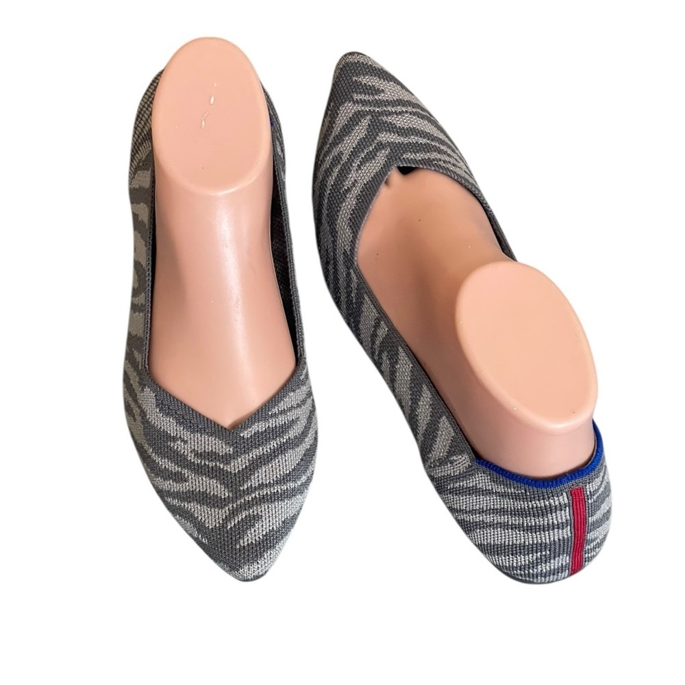 Rothy's The Point Gray Zebra Flat
Retired Print EUC size 9
